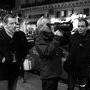 Dany Boon, Romain Winding, à l'œilleton du viseur de champ, et Malik Brahimi sur le tournage de "Supercondriaque", en 2013 - (...) 