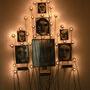 "Monument Odessa" – Christian Boltanski (1989) - Photographies, boîtes métalliques, ampoules et système électrique - Collection (...) 