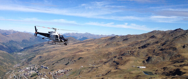 Hélicoptère équipé d'une Super G2 en montagne - DR