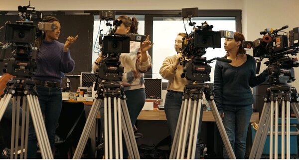 Première équipe en essais chez Transpacam Marseille, DEMD pour le tournage de la fiction télé "Tom et Lola".