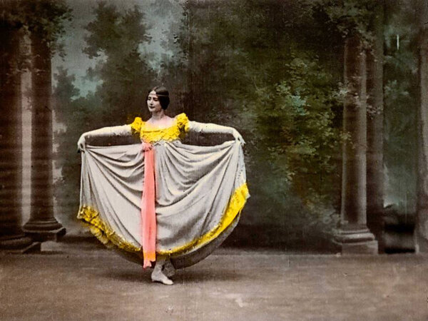 Cléo de Mérode, film pour le Phono-Cinéma-Théâtre, 1900 - Collection Gaumont-Pathé Archives