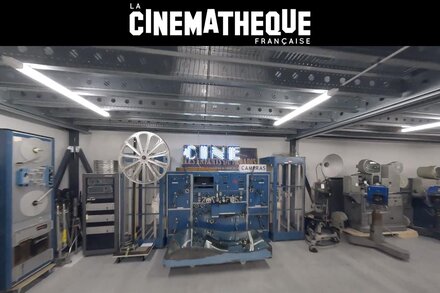 Les réserves d'appareils de la Cinémathèque française et du CNC