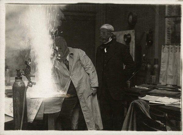 "Les Gaz mortels", d'Abel Gance, 1916 - Collection La Cinémathèque française